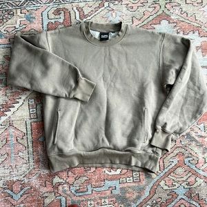 Tna crewneck turner taupe